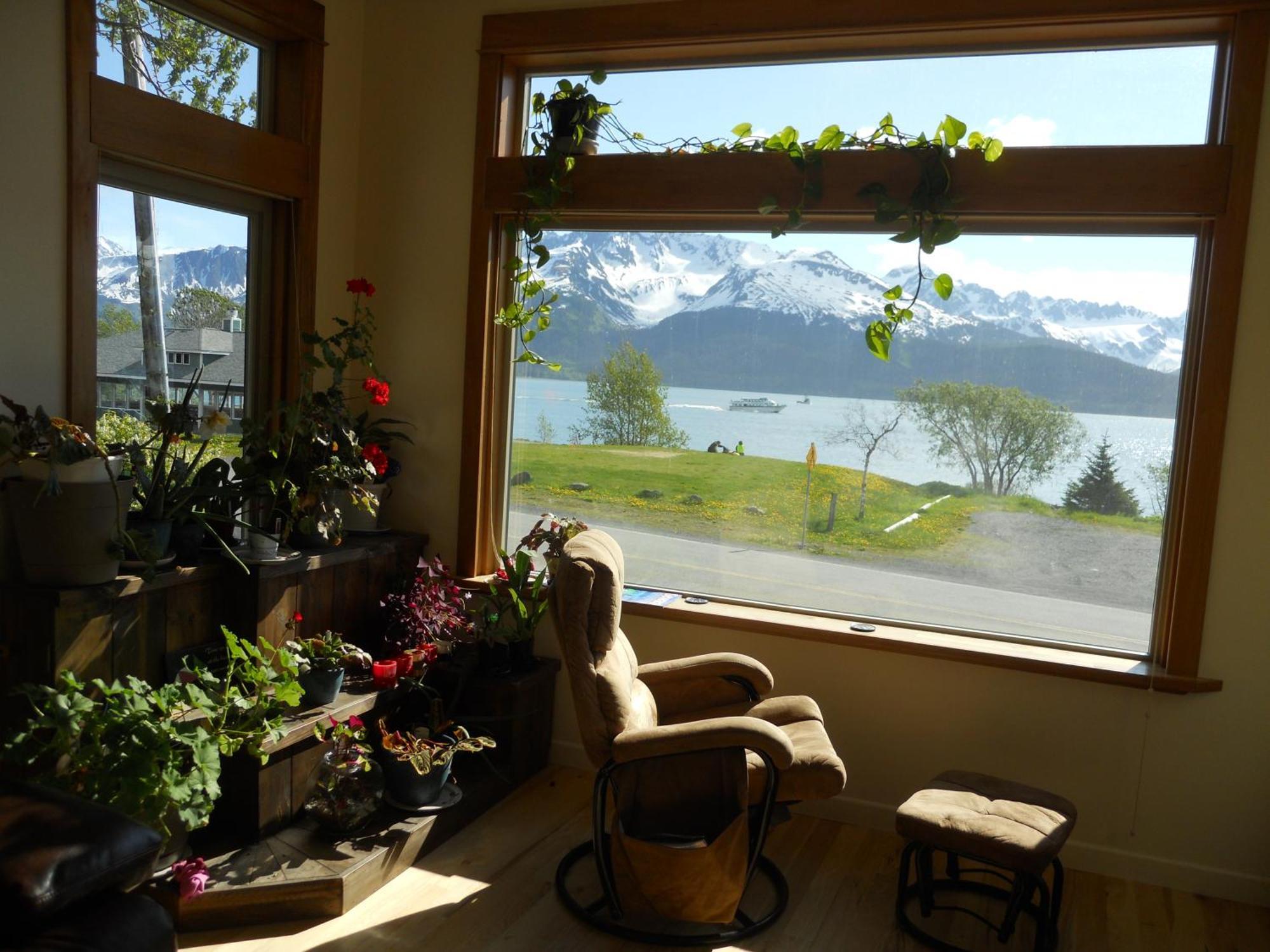 Seward Front Row Bed And Breakfast Eksteriør bilde